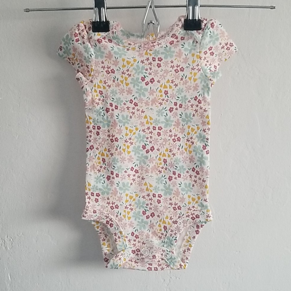 NWOT Carter's Newborn Onsie